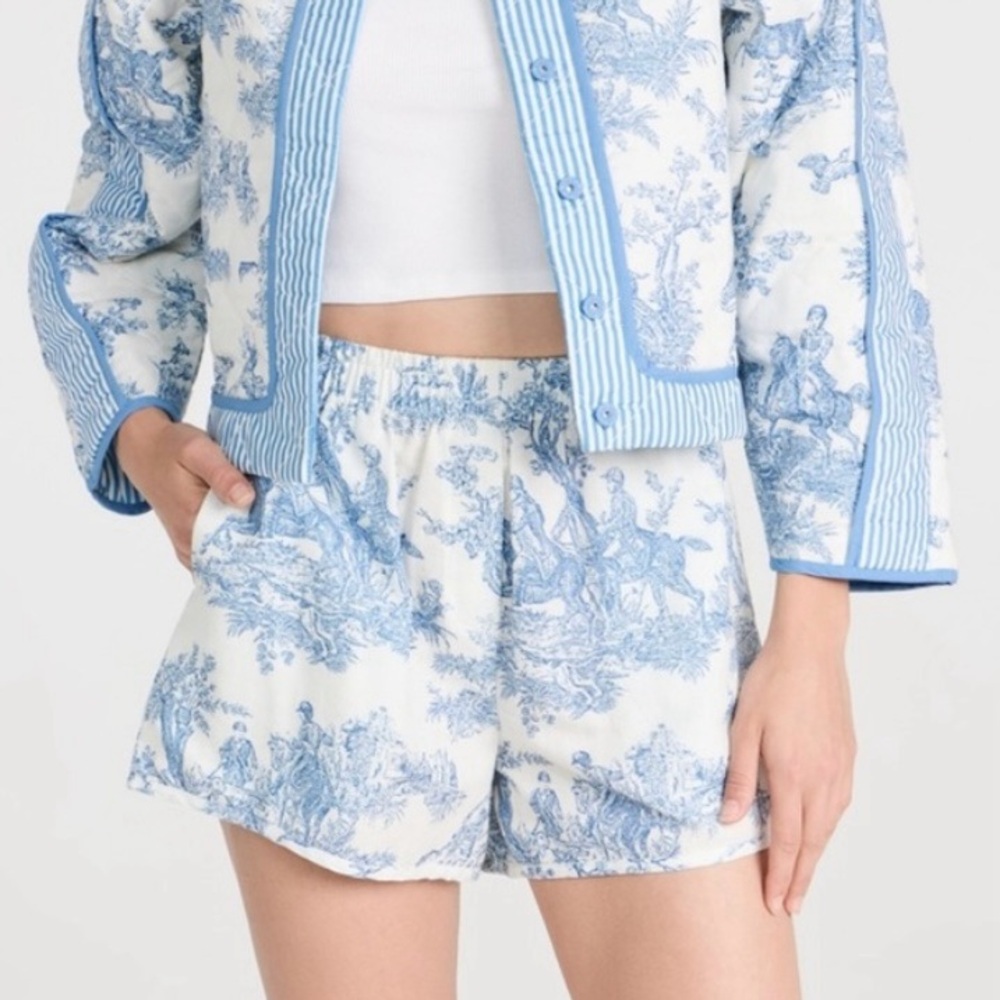 CLAIRE V. St Martin Shorts Linen White Blue Toile *Like New*